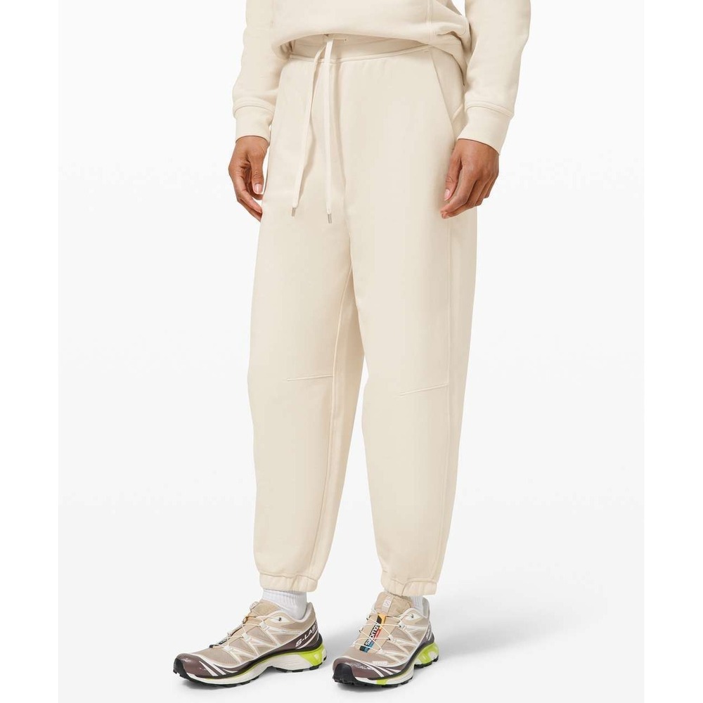 Lululemon | Pre-Loved | Relaxed Fit French Terry Jogger | Sz 6 | MSRP $118 | EUC
